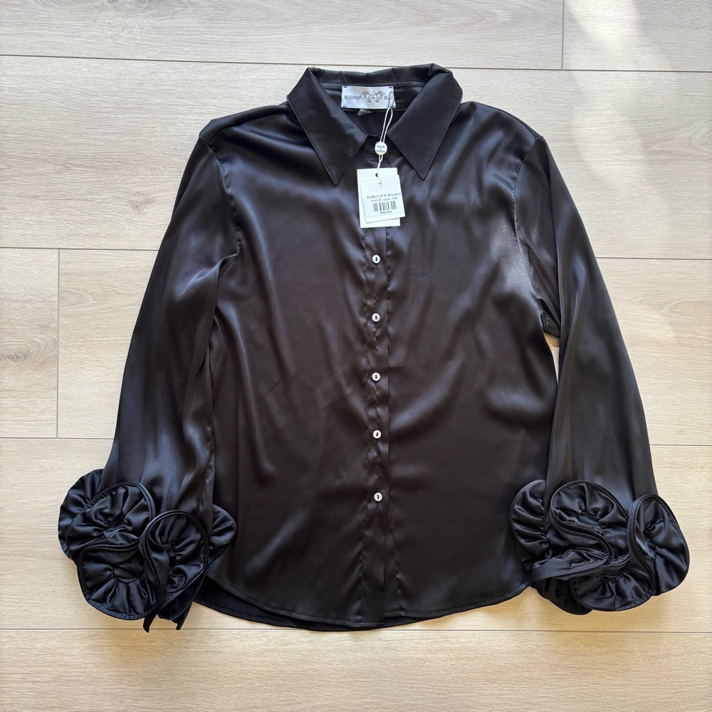 Bognar Blu Elegant Satin Ruffle Cuff Blouse